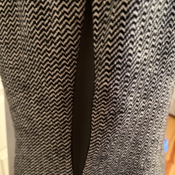 Logic Dress - EUC - Picture 8 of 10